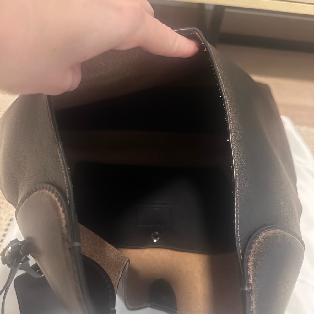 Coach Brooklyn Shoulder Bag 39 In Loved Leather - Picture 8 of 11